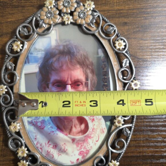 Vntg Sunflower Designs Oval Metal & Enamel Frame 5-1/2" x 3-1/2" Floral Accents - Picture 10 of 10